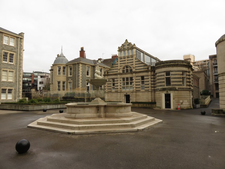 The courtyard at The General