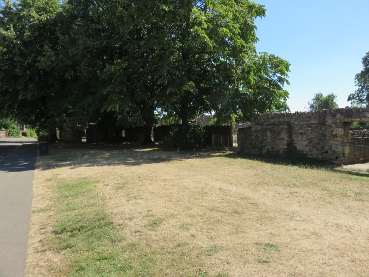 Approaching Barr’s Court Park