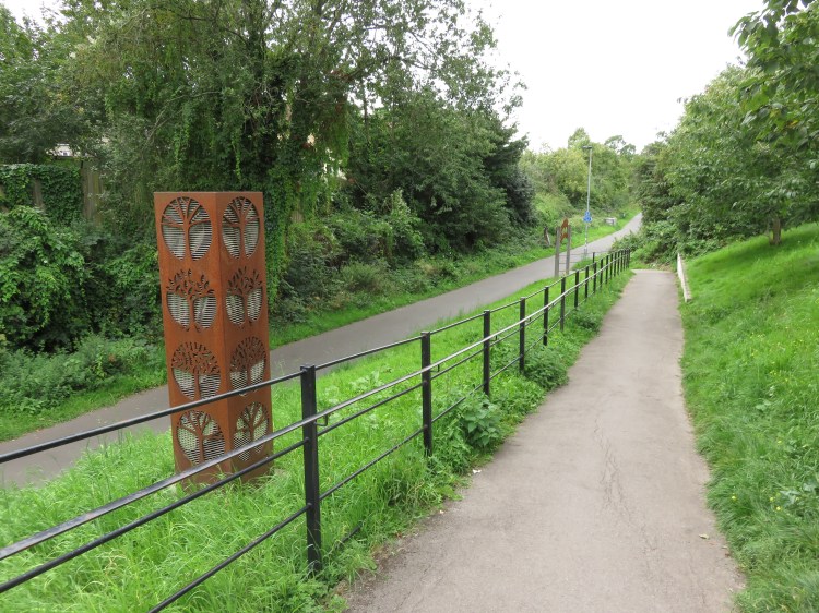 Joining the railway path at Signal Road